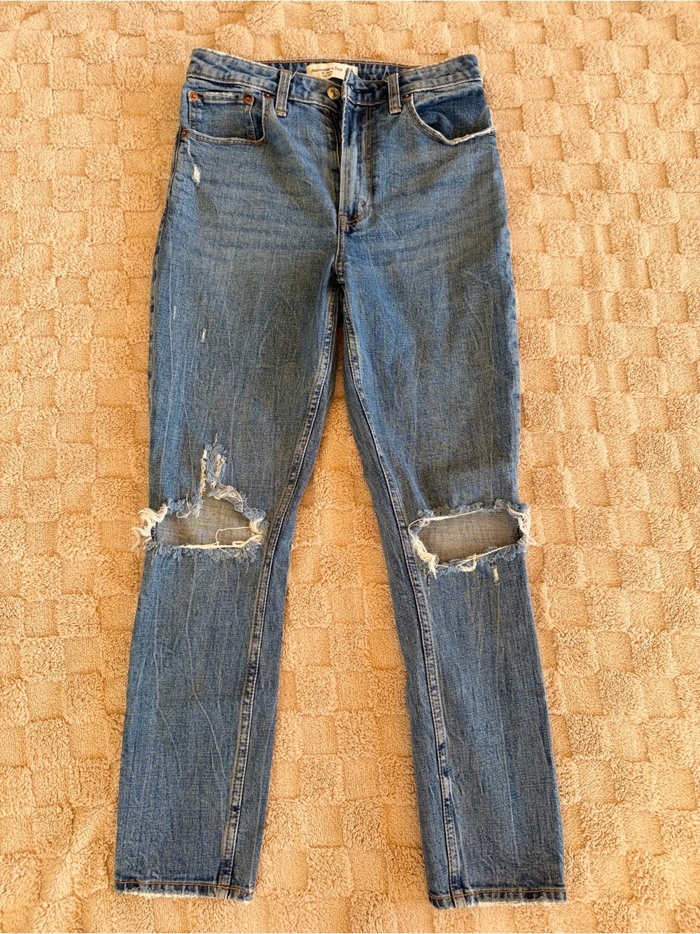 Abercrombie Curve Love The Skinny High Rise Jeans 26 2R Distressed